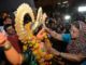 Chief Minister switched the light of Diwali and wished for prosperity and prosperity in the state by worshiping Lord Lakshmi.