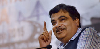 All pending projects related to water infrastructure should be completed by 2018: Gadkari